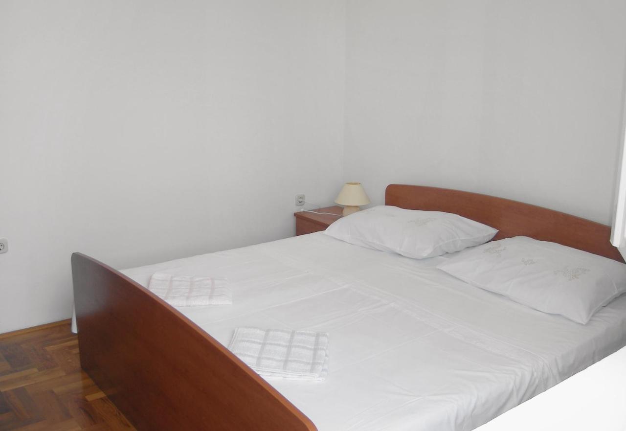 Apartments By The Sea Klenovica, Novi Vinodolski - 5581 Esterno foto