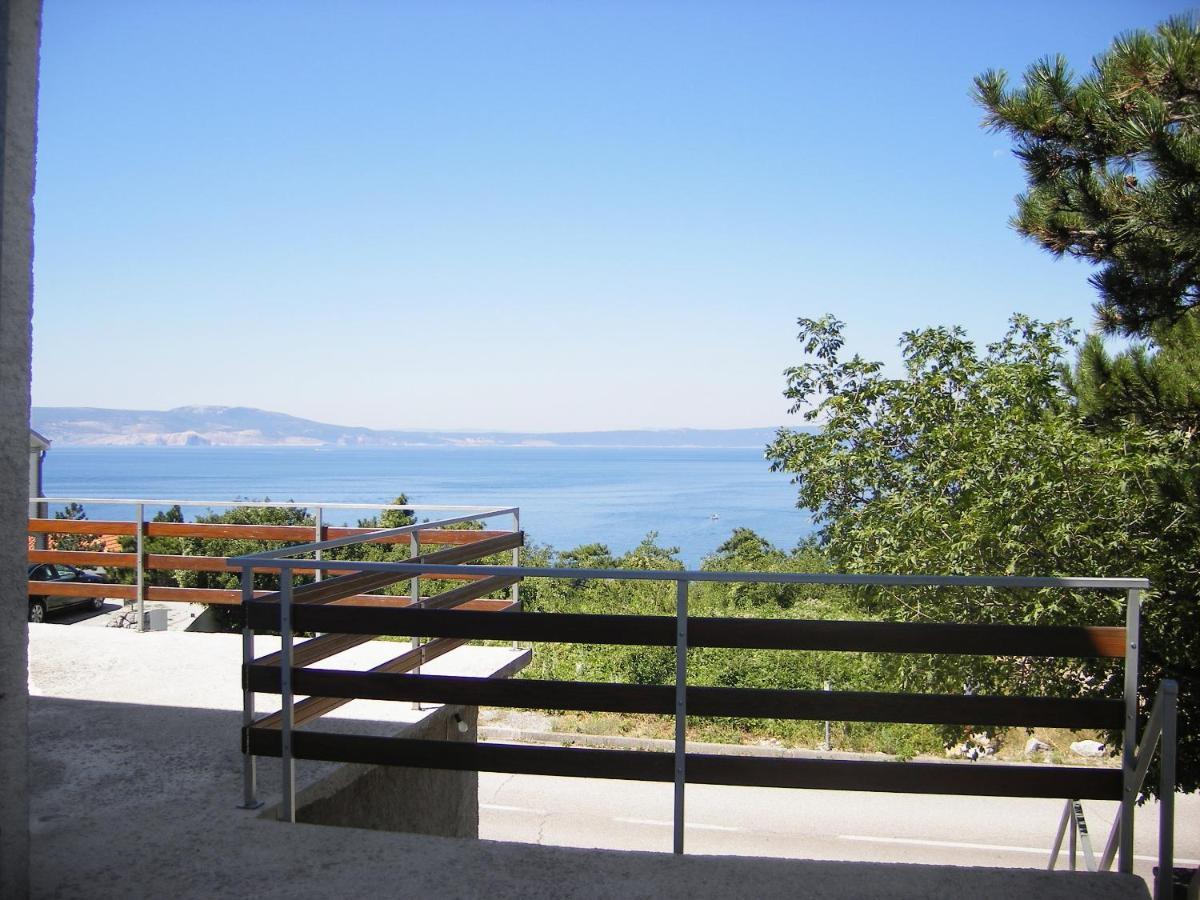 Apartments By The Sea Klenovica, Novi Vinodolski - 5581 Esterno foto
